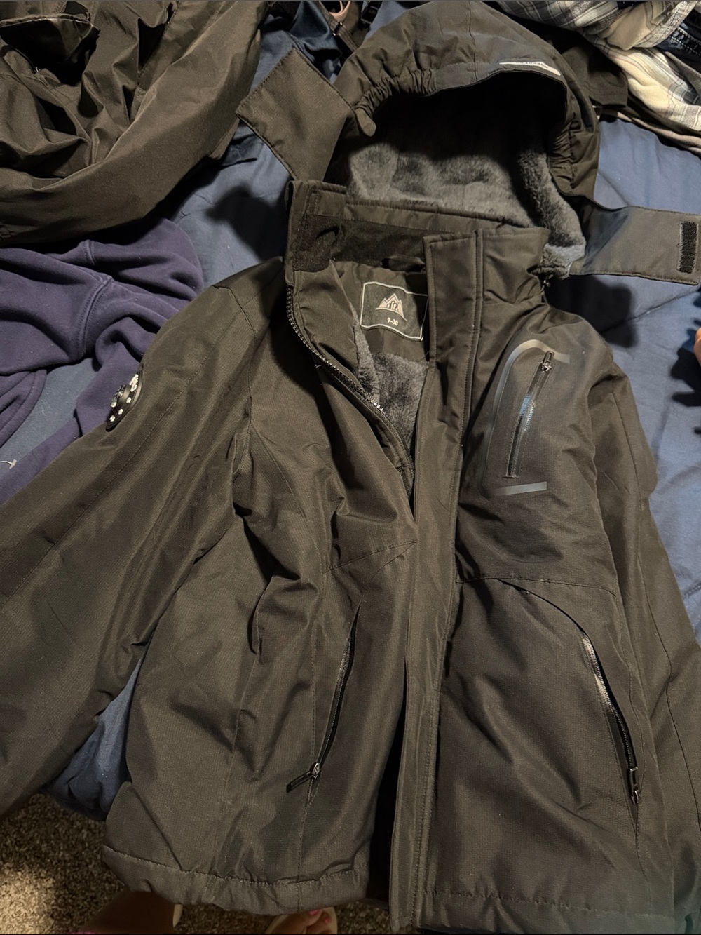 Kids Black Ski Jacket with Hood - Unbranded